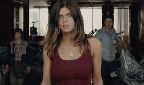 películas y programas de tv de alexandra daddario|Filmografía de Alexandra Daddario